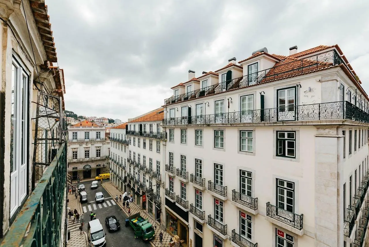 Your Second Home In Chiado Lisbon Apartment